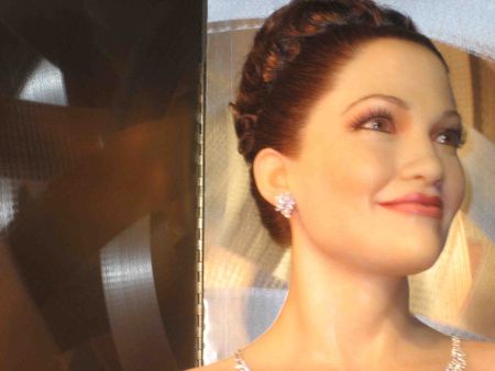 wax figure of Jennifer Lopez